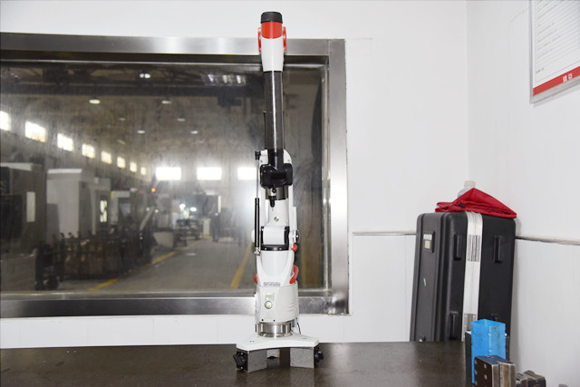 1625726762335197.jpg 7.便攜式三坐標(biāo)測(cè)量機(jī)_副本.jpg